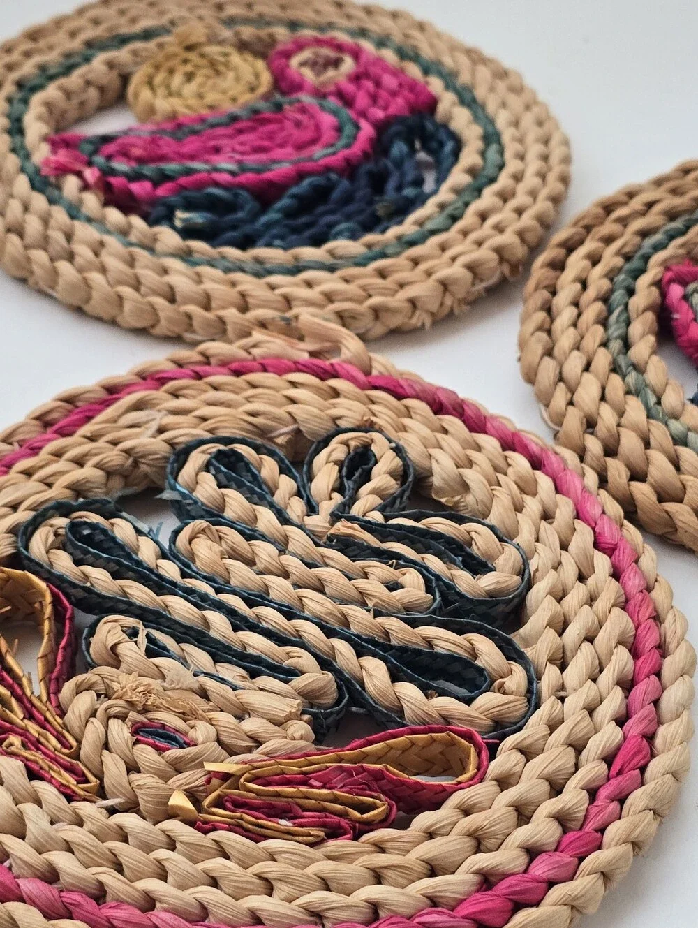 Vintage Boho Handwoven Straw Trivets Bird Wall Decor Set of 3 Rustic Folk Art